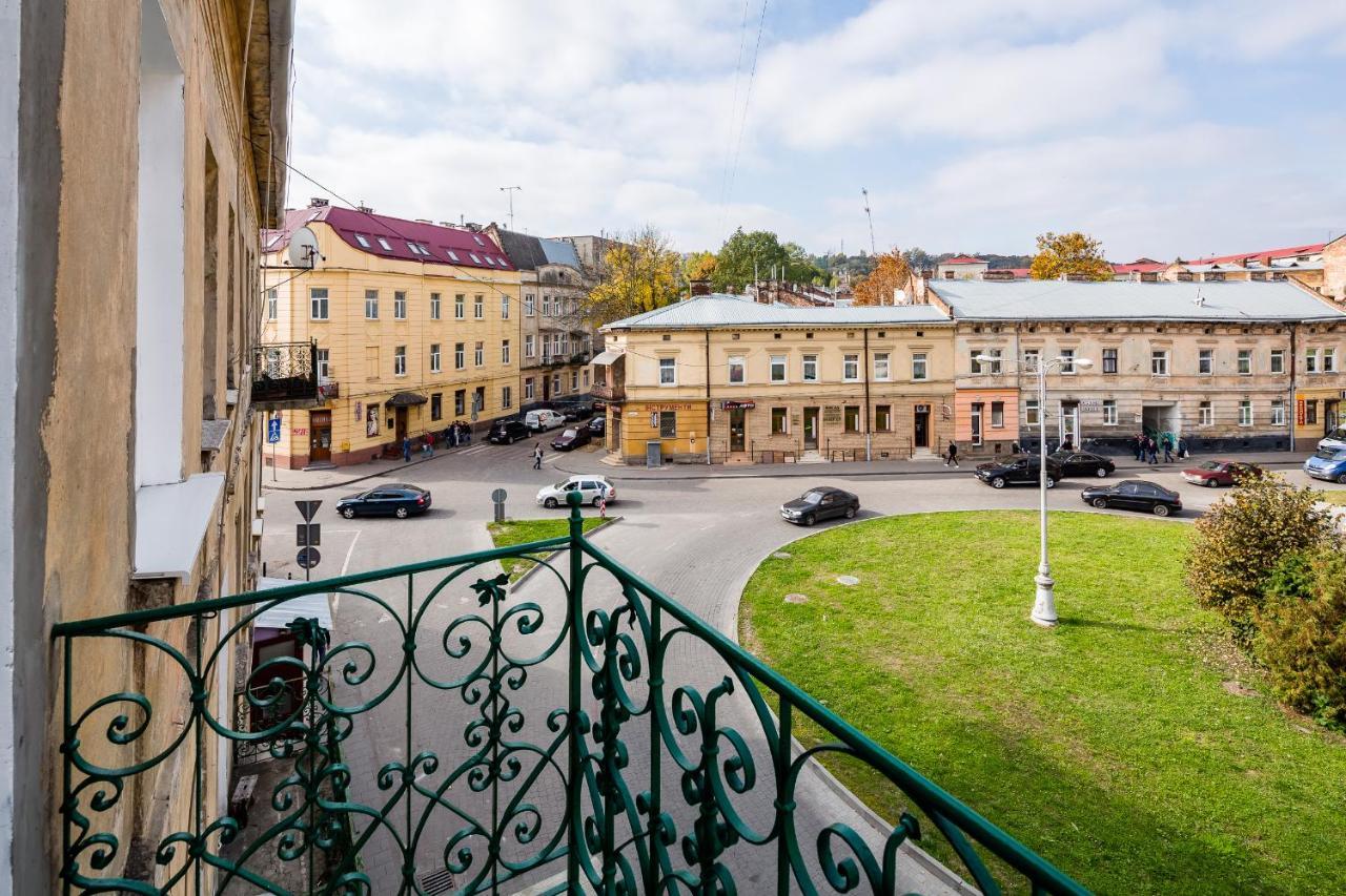 Royal Premier Apartment Lviv Dış mekan fotoğraf