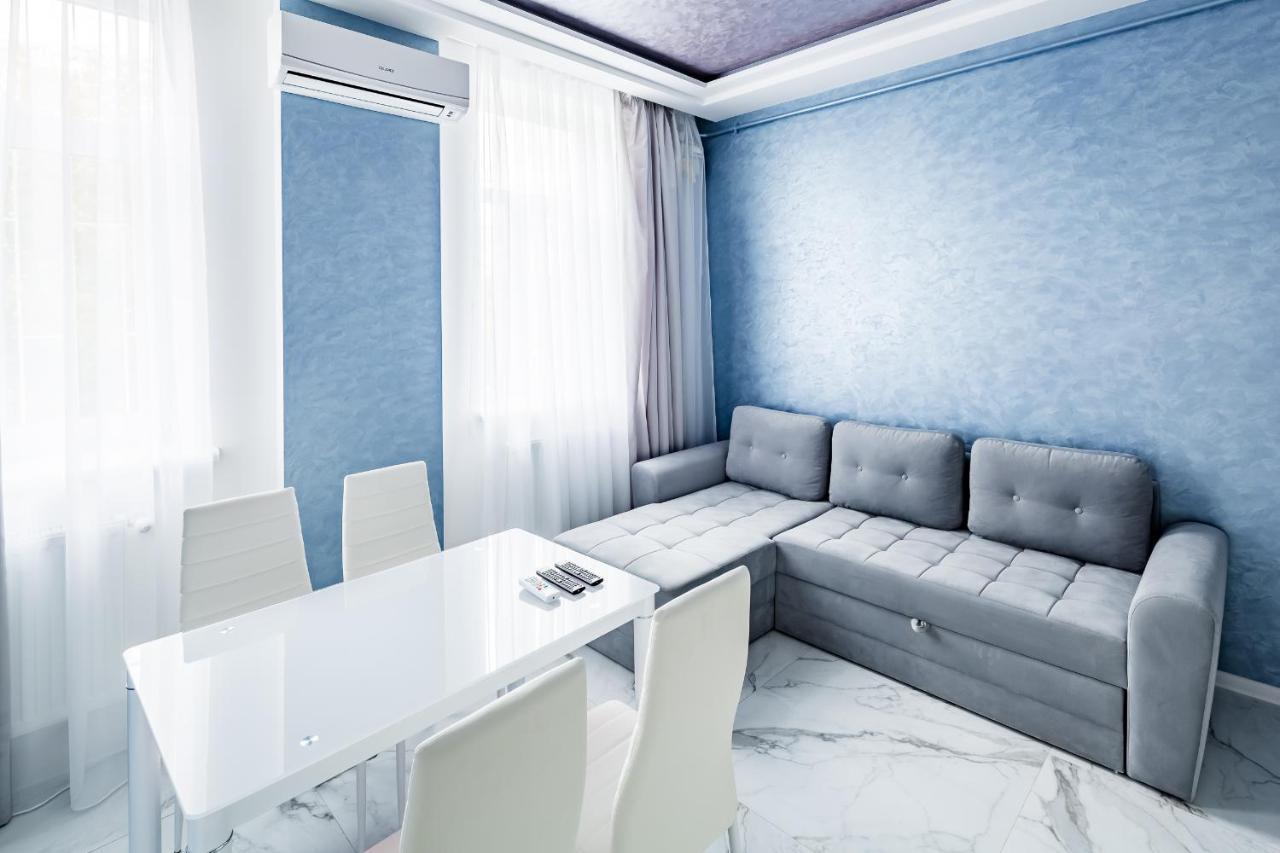 Royal Premier Apartment Lviv Dış mekan fotoğraf